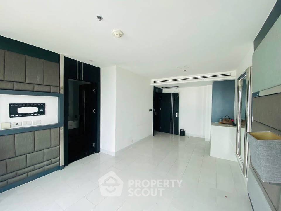 picture 2-BR Condo at Sky Residences Pattaya close to Pattaya (ID 3364572) - 7/10