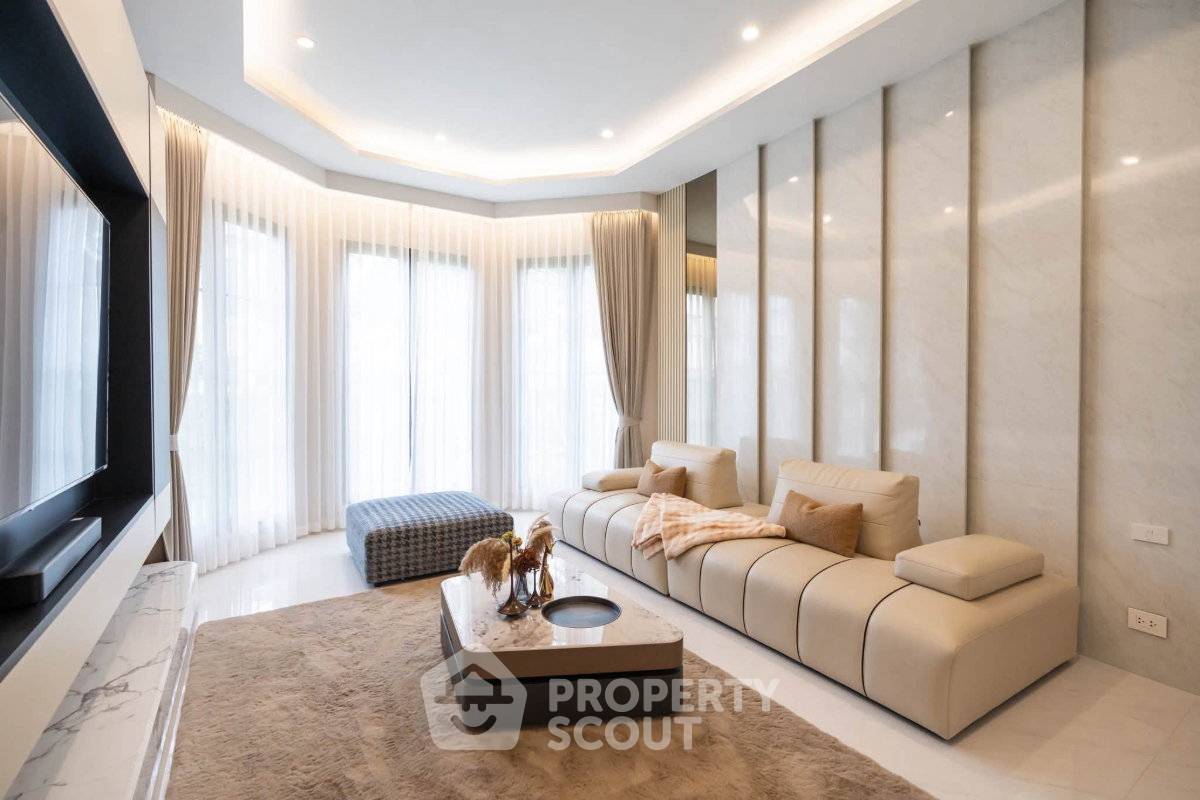 picture Spacious 4-BR 554 Sqm House At Narasiri Krungthep Kreetha (ID 3371311) - 5/19