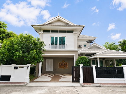 ขายบ้านพูลวิลล่าบางแสน The Rayal Sam Muk Villa บางแสน บ้านเดี่ยวพร้อมสระว่ายน้ำส่วนตัว 91 ตรว. ราคามีส่วนลด