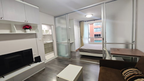 For Rent: dcondo Campus Resort Kuku – 5th Floor Pool View (1BR Separated Kitchen) 13,000 THB/month