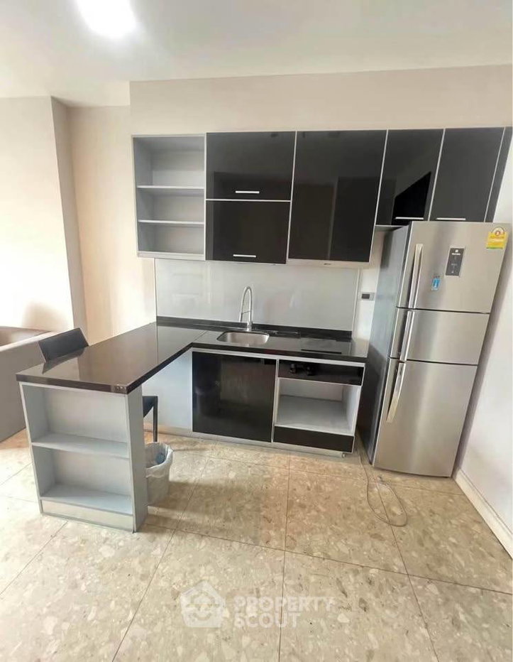 picture Great Value 1-BR At The Crest Sukhumvit 34, 200m To BTS Thong Lor (ID 3350306) - 3/11
