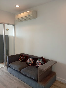 P-57031 For Rent Centric Sathorn - Saint Louis  | 35 sq.m. | 16th Floor, Building A | City View   📞 Line ID: @easythaihome | 085-592-2897