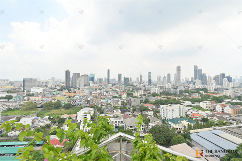 ศุภาลัย เพลส สุขุมวิท 39