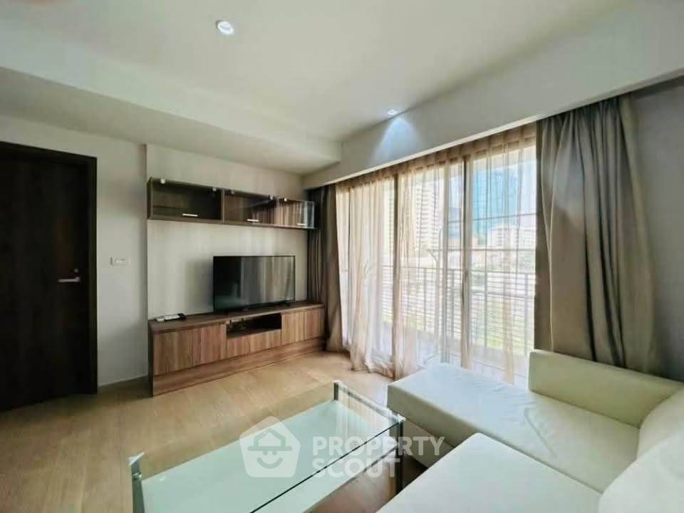 picture 2-BR Condo at Runesu Thonglor 5 near BTS Thong Lor (ID 3082662) - 2/12