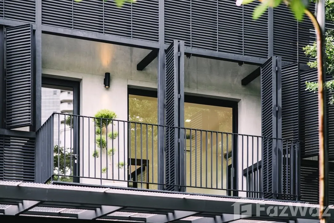 3-bed house for rent, 250 sqm, 75 sq wah, Khlong Toei