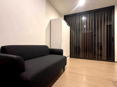 Condos for rent : 🟢Condo For Rent 🟢Aspire Ratchayothin📍Location BTS Ratchayothin ✨Fully-Furnished Type 1 Bedroom 1 Bathroom📱ADD LINE @572aurac