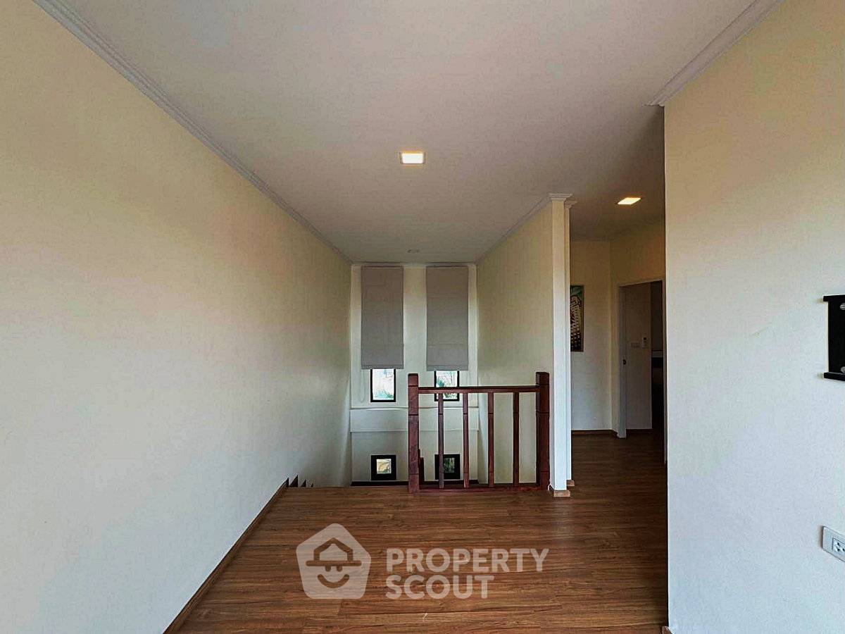 รูป บ้าน 4-ห้องนอน ใกล้ พัทยาเหนือ (ID 3371400) - รูปที่ 14/16