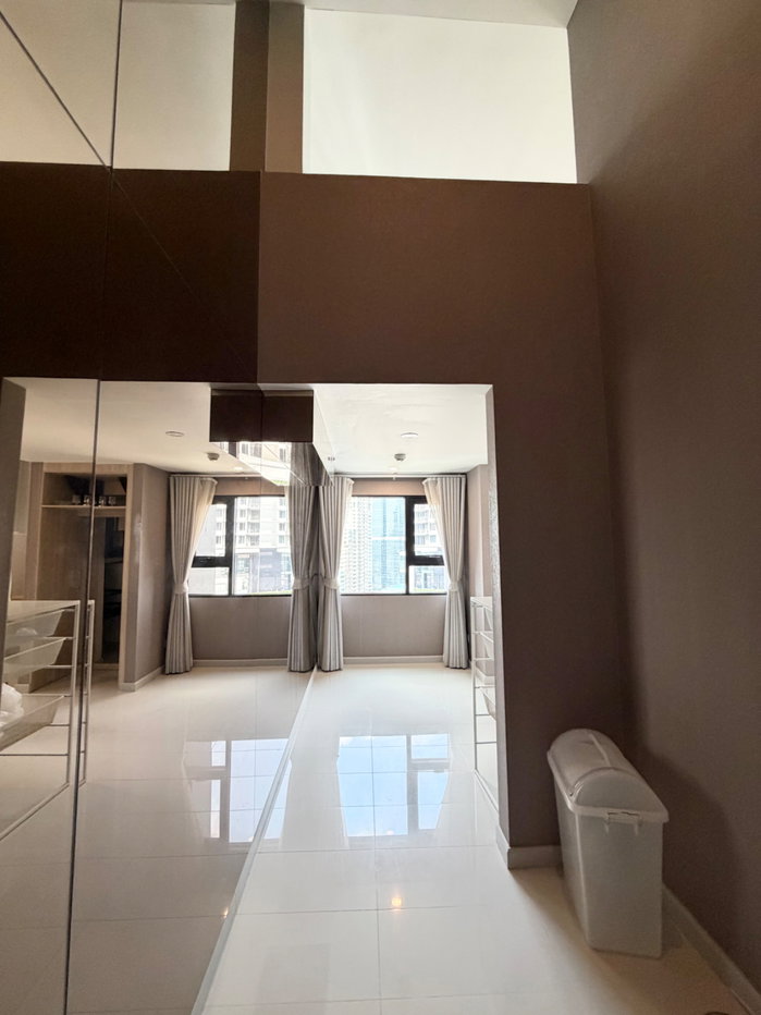 picture Knightsbridge Prime Sathorn | Duplex, 34th Floor, Corner Unit | 39.56 sq.m. | Only 5.99 million Baht. - 4/37
