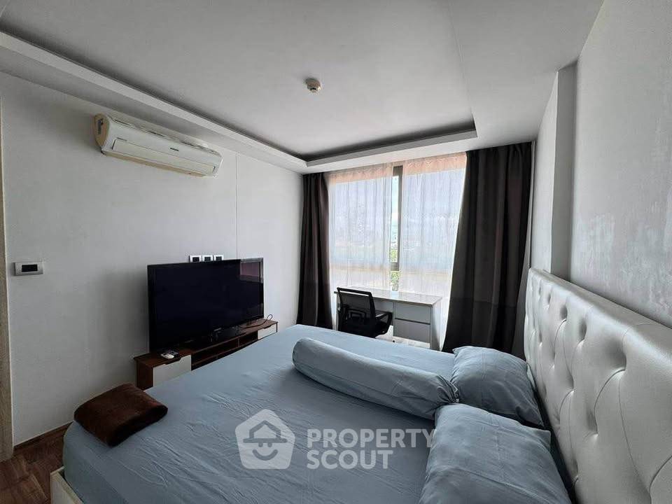 picture 1-Bedroom Condo For Rent At The Peak Towers, Phratamnak (ID 3336326) - 5/15