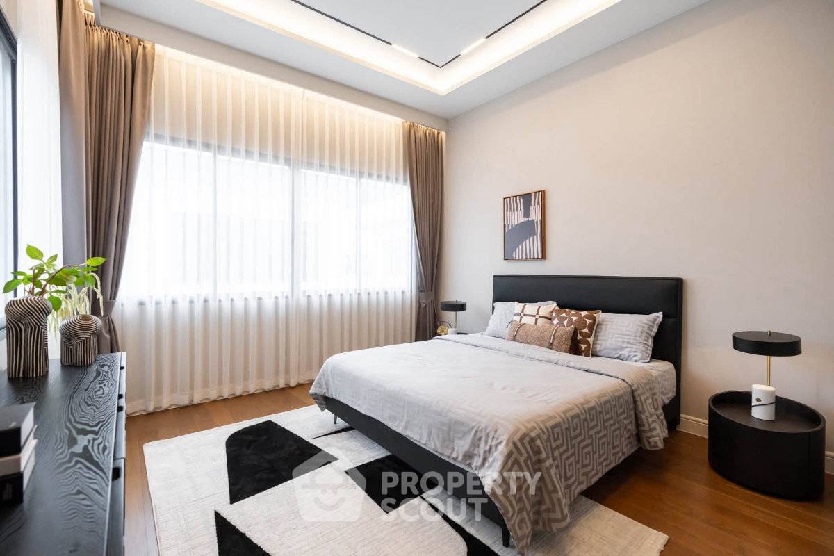 picture Spacious 4-BR 554 Sqm House At Narasiri Krungthep Kreetha (ID 3371311) - 3/19