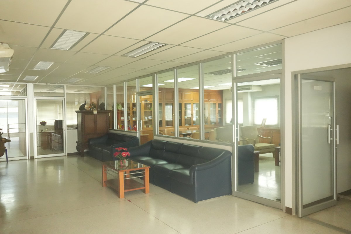 picture Factory Property for Sale by Owner – 14 Rai with Buildings on Main Road - 12/33
