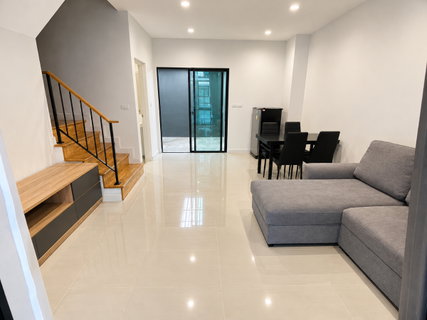 For Sale: VERVE Rama 9 Townhome Modern Loft Design by SC Asset | Krungthep Kreetha–Rama 9 | 2 Parking Spaces 