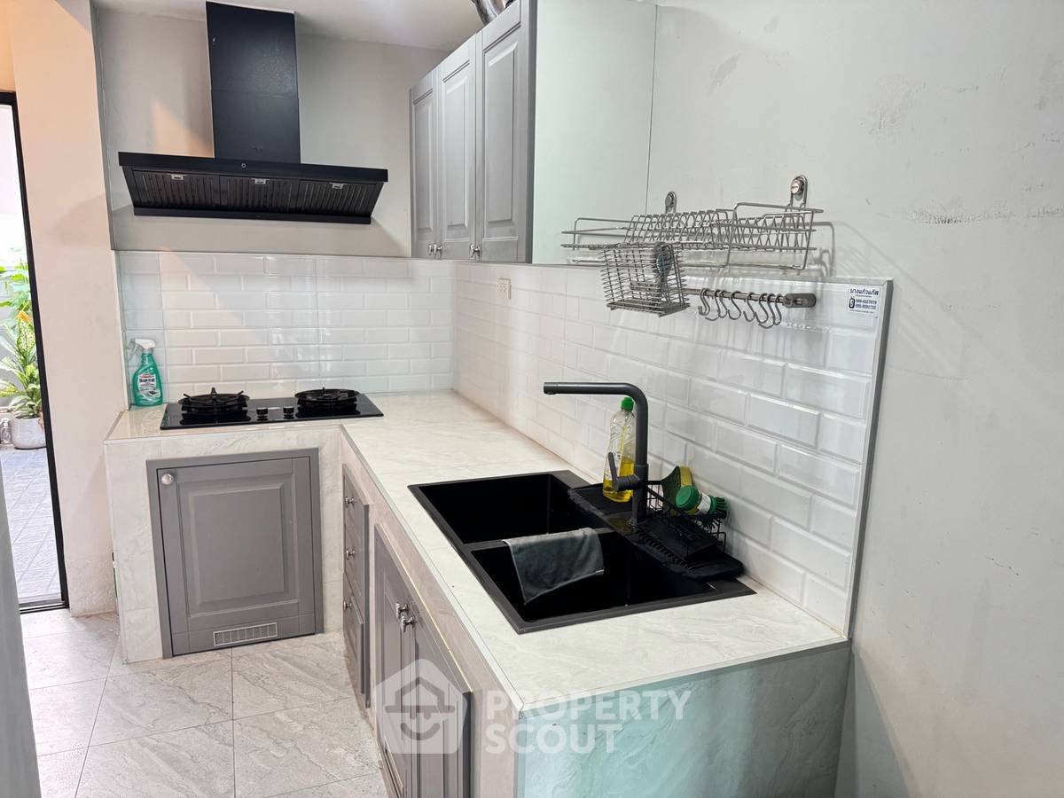 รูป บ้าน 4 ห้องนอน Centro Bangna ขนาด 265 ตารางเมตร ย่านบางแก้ว (ID 3373055) - รูปที่ 12/12