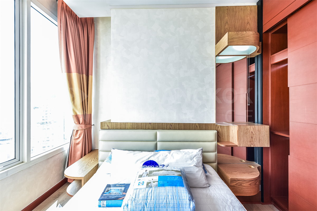 picture The Infinity Beautiful Room, Ready-to-move-in near BTS Saint Louis - 9/10