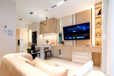 Condos for sale 700 Year Sports Arena Chiang Mai : Chom Doi Condo, Near Chiang Mai University, Nimman & MAYA 5 mins, Foreign Quota Available. (Tel/Line 088-5968998)