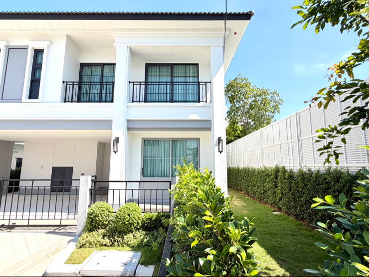 picture Large, luxurious rental house; fully furnished and equipped with appliances. - 5/50