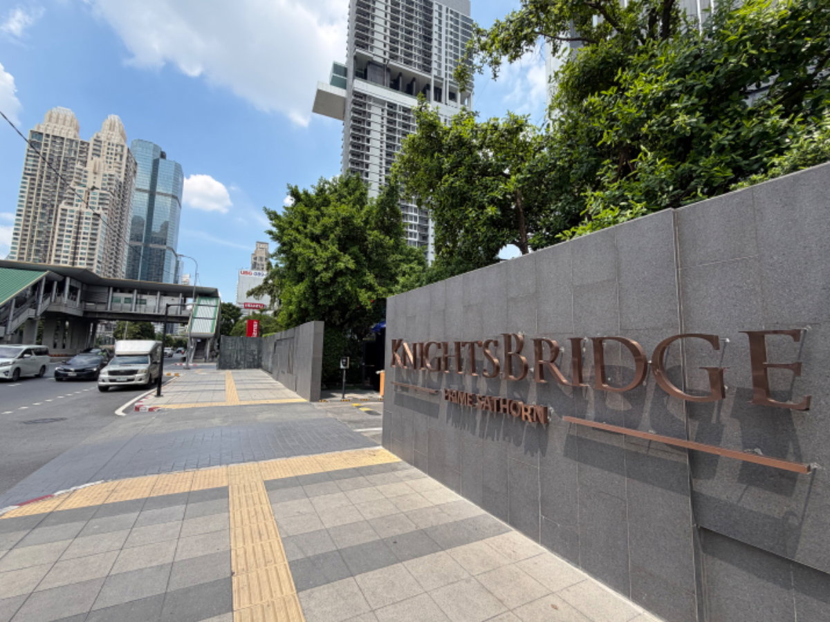 picture Knightsbridge Prime Sathorn | Duplex, 34th Floor, Corner Unit | 39.56 sq.m. | Only 5.99 million Baht. - 36/37