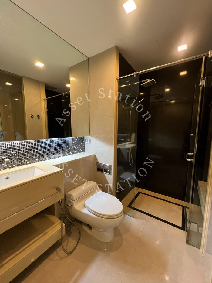 picture ð
The Address Asoke â near MRT Phetchaburi and Airport Link. - 9/10