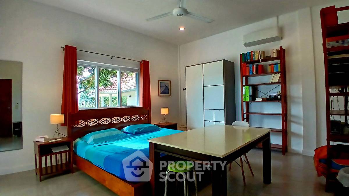 picture Pet-Friendly 4-BR Villa, 240 Sqm, Wang Phong, Pran Buri (ID 3373604) - 41/50