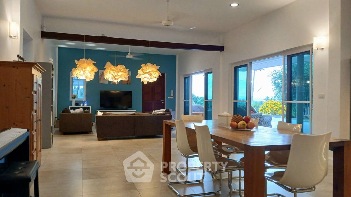 picture Pet-Friendly 4-BR Villa, 240 Sqm, Wang Phong, Pran Buri (ID 3373604) - 13/50