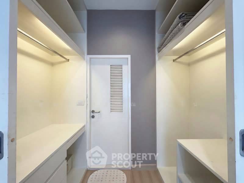 picture 2-BR Condo at The Fourwings Residence in Hua Mak (ID 3373332) - 6/17