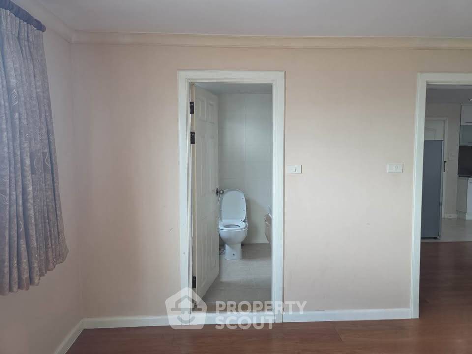 picture 23rd-Floor 2-BR At Grand Park View Asoke Near MRT Sukhumvit (ID 3319455) - 8/8