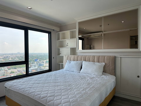 🛋️💗ห้องมุม วิวสวย เฟอร์นิเจอร์ built-in Rich Park @Triple Station 💗🛋️พร้อมเข้าอยู่🔥🔥 ID LINE: @471ovhib 📲