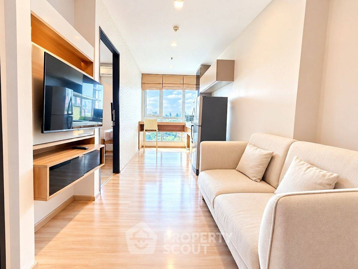 picture 1-BR Condo At Rhythm Sathorn 300m To BTS Saphan Taksin (ID 3375087) - 1/10