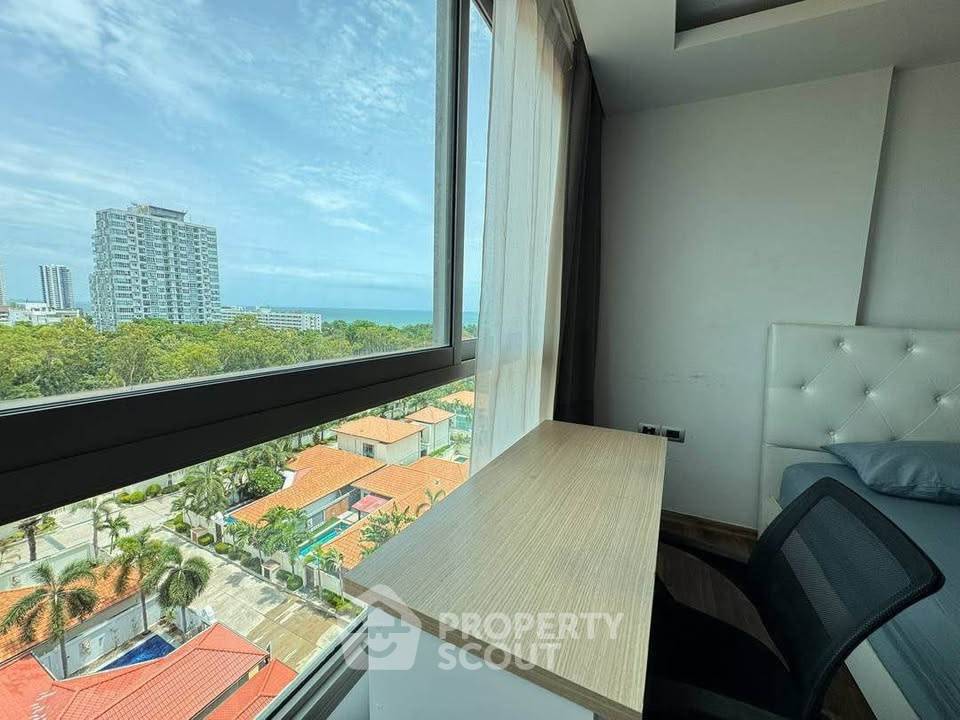 picture 1-Bedroom Condo For Rent At The Peak Towers, Phratamnak (ID 3336326) - 9/15