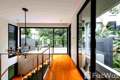 Houses for rent Bangkok : 3 Bedroom House for rent in Khlong Tan, Bangkok  6843118