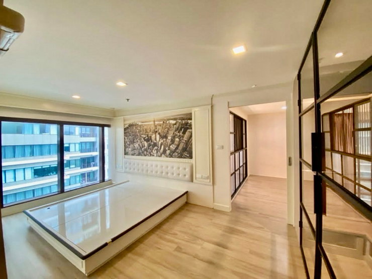 รูป คอนโด The Emporio Place สุขุมวิท 24 - รูปที่ 3/9