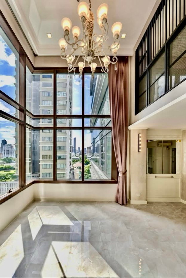 รูป คอนโด The Emporio Place สุขุมวิท 24 - รูปที่ 1/9