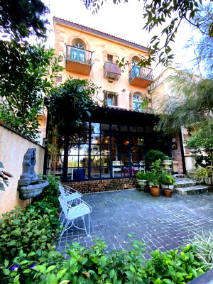 Twin houses for sale Nakhon Ratchasima : Khao Yai Home Sale The Eyrie Khaoyai Toscana 6 bedrooms Ideal for investment Tuscan-style home in Pak Chong