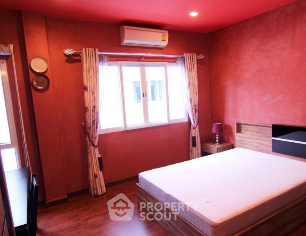 ให้เช่าทาวน์โฮม 4 ห้องนอน 382.1 ตร.ม. 25 ตร.ว. ลีออง สุขุมวิท 62
