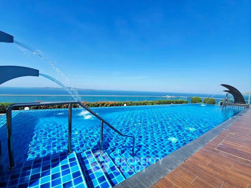 picture Studio Condo at The Peak Towers close to Phratamnak (ID 2749713) - 9/12