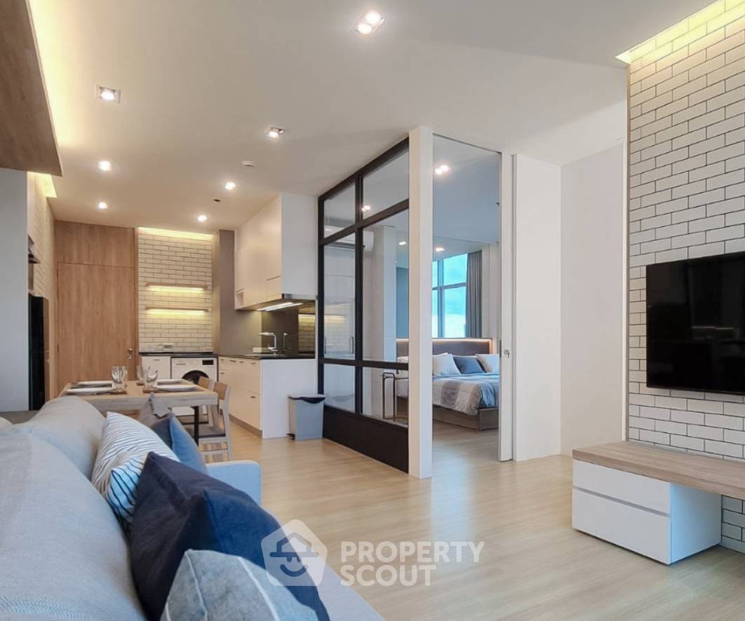 picture 1-BR 60 Sqm Baan Sathorn Chaopraya Near BTS Krung Thon Buri (ID 3039839) - 1/6