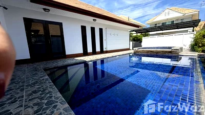 Houses for sale Hua Hin Prachaubkirikhan : 2 Bedroom Villa for sale in Nong Kae, Prachuap Khiri Khan  6842420