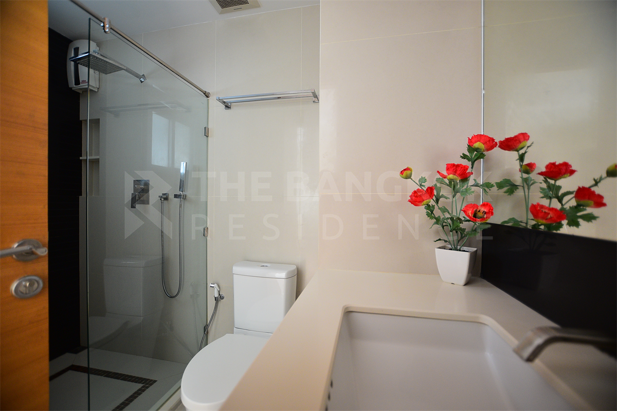 picture Special price, limited quantity RHYTHM Ratchada-Huaikhwang near MRT Huai Khwang Station - 1/10
