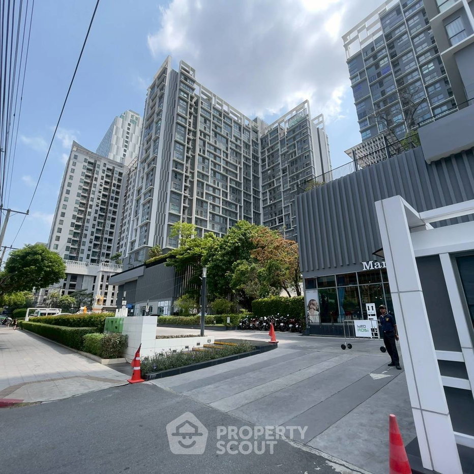 picture 200m From BTS On Nut | 1-BR Ideo Mobi Sukhumvit 81 (ID 3369554) - 13/14