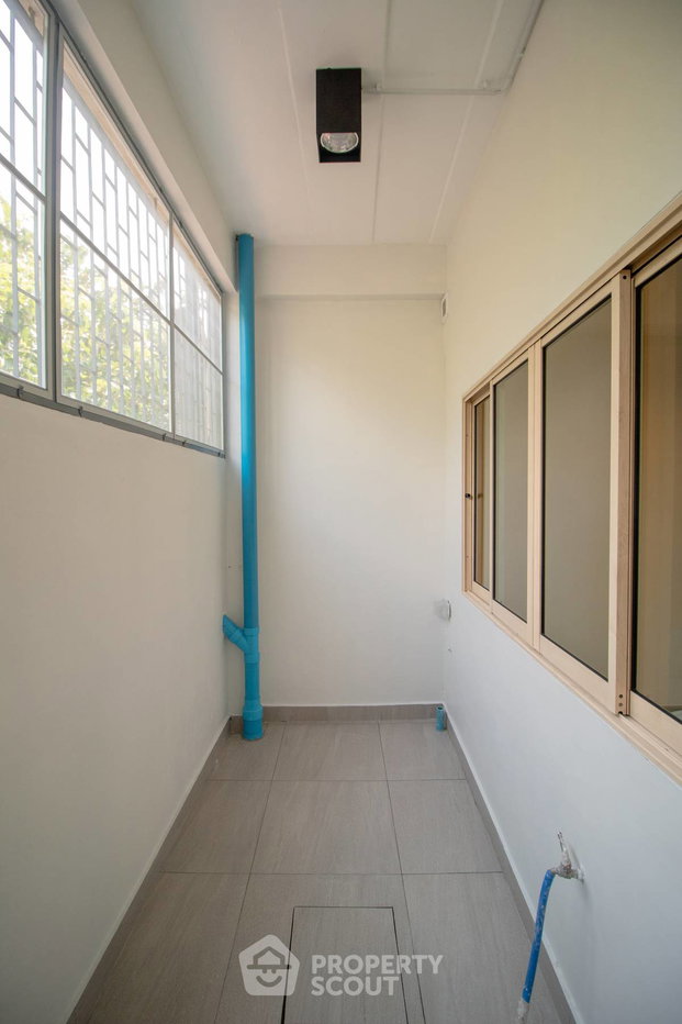 รูป ทาวน์เฮ้าส์ 3-ห้องนอน ใน จอมทอง (ID 3374974) - รูปที่ 4/10