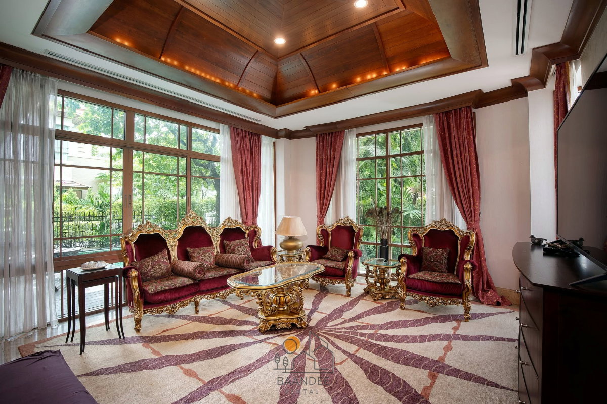 picture Luxury House for Rent at Baan Sansiri Sukhumvit 67 - 8/25