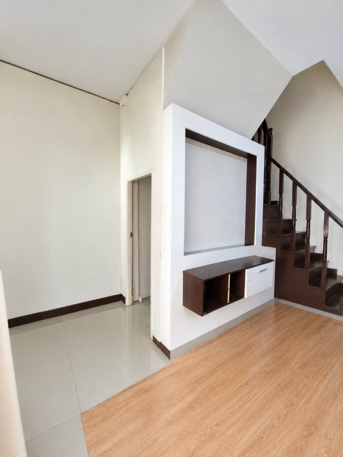 รูป 98273 - ขายทาวน์โฮม 3 ชั้น ม.เดอะ เนเจอร์ ซิตี้ เพชรเกษม 69 ซอย 11 บ้านกว้าง 5 ม. 4 ห้องนอน พร้อมอยู่ - รูปที่ 8/12