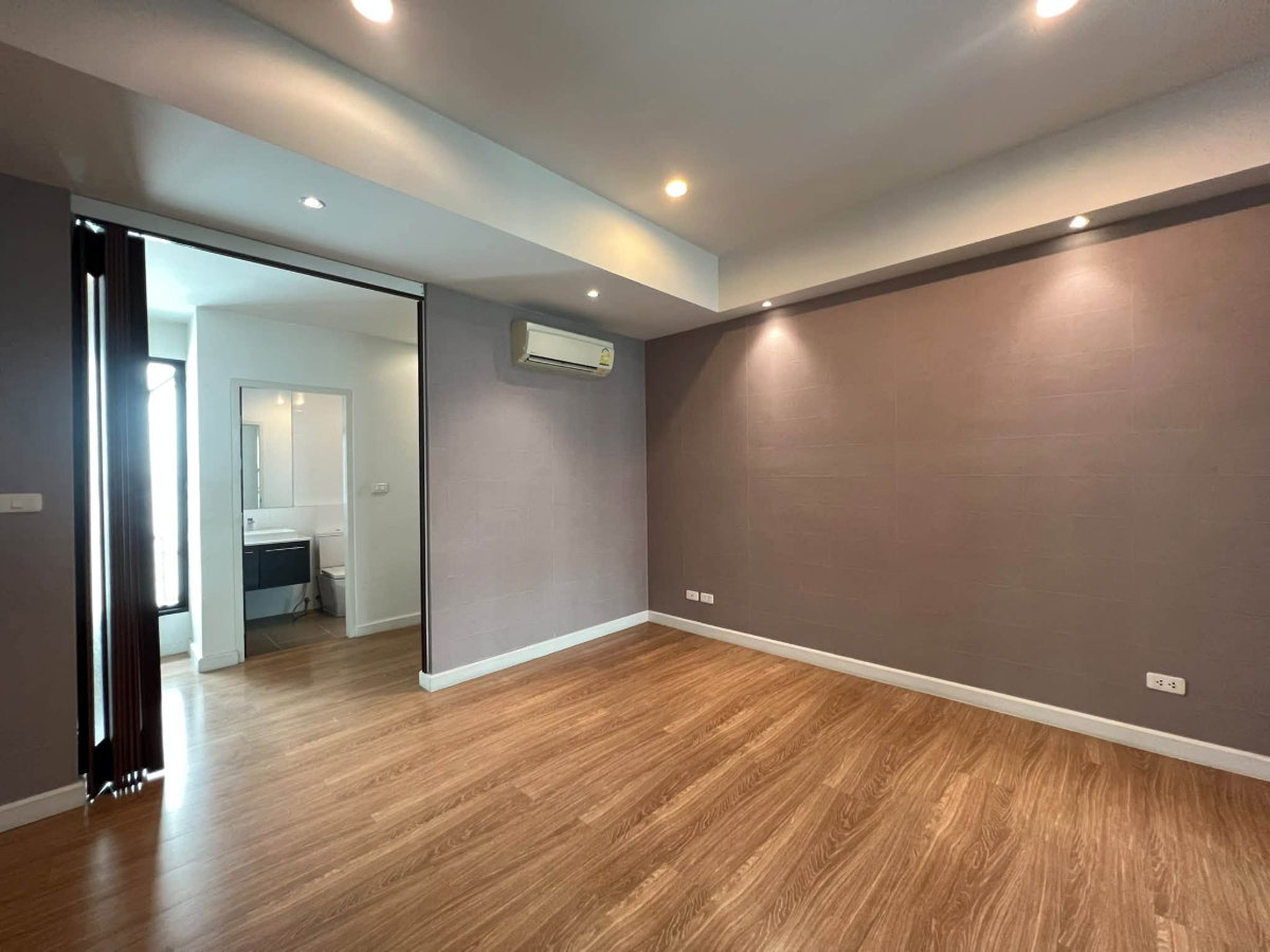 รูป 🏠🏠(ให้เช่า)โฮมออฟฟิศใจกลางเมือง น้ำไม่ท่วม! เพียง 50,000 บาท/เดือน - รูปที่ 25/27