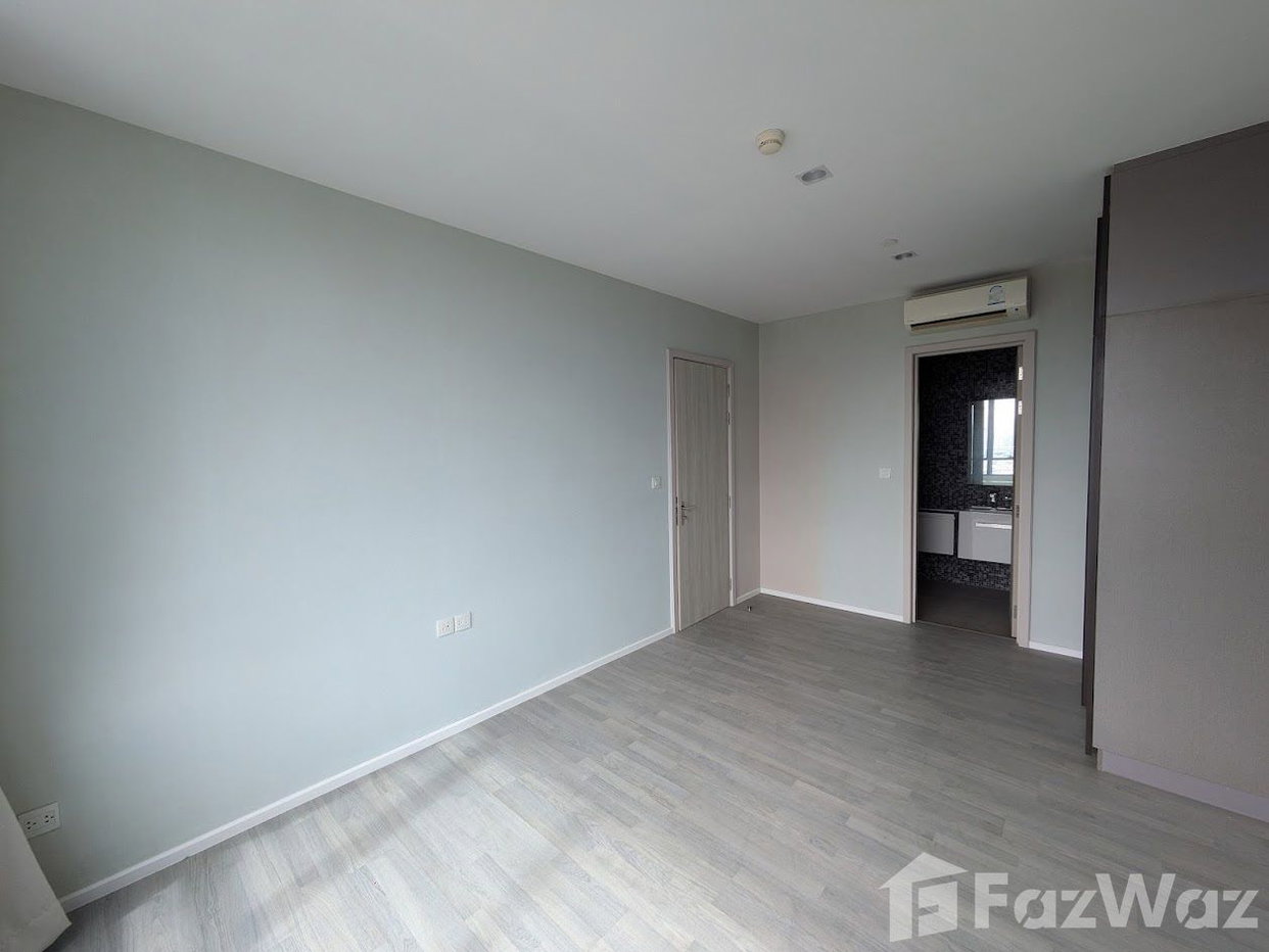 picture 1 Bedroom Condo for sale at 333 Riverside 1934341 - 4/9