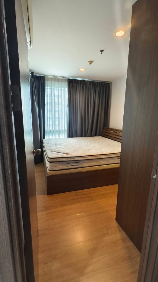 รูป The Base Sukhumvit 77  Full furnished. 10th floor. Building B  - รูปที่ 2/8