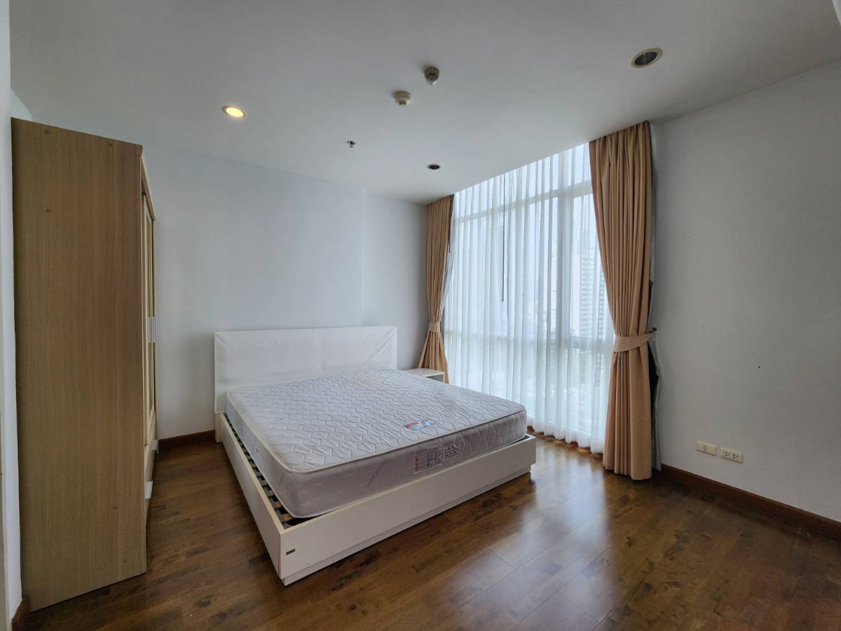 picture For rent The Master Centrium condo near BTS Asoke 2 BR 78 sqm Ready to move in! - 7/21