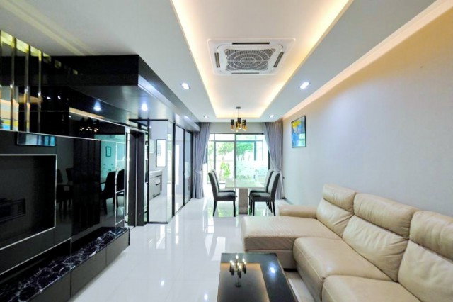 รูป สุคนธสวัสดิ์ 21-29 ทาวน์โฮม 3 ชั้นย่านเอกมัย-รามอินทรา 3 นอน 4 น้ำ 172ตร.ม.ตกแต่งบิ้วอินพร้อมเฟอร์ฯ ใกล้ตลาดสุคนธสวัสดิ์ 900ม. - รูปที่ 2/8
