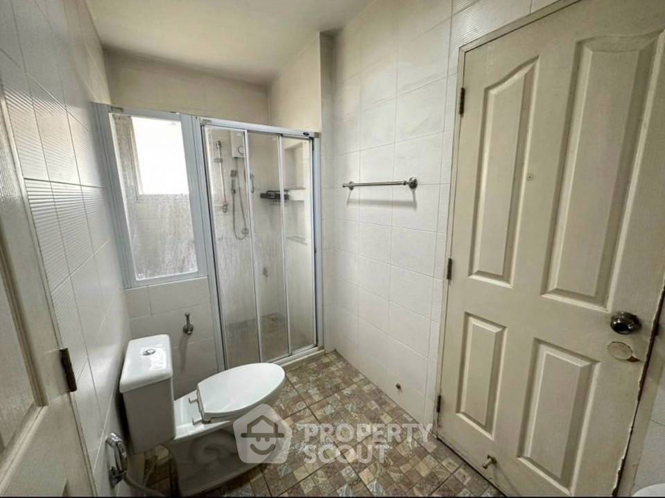 picture 4-BR 300 Sqm House At Baan Nanthawan Suanluang Ro. 9 (ID 3377876) - 8/10