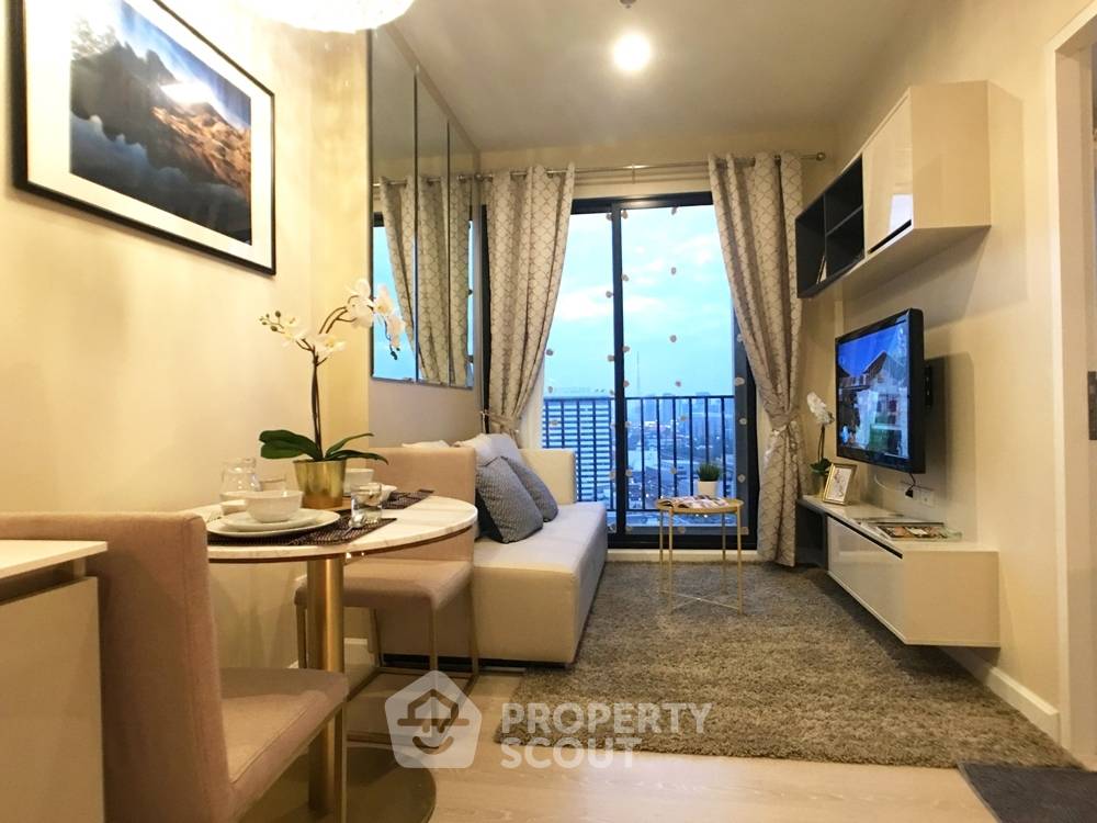 รูป คอนโด 1 ห้องนอน ชั้น 18 ขายที่ The Niche Pride Thong Lo-Phetchaburi (ID 888017) - รูปที่ 2/5