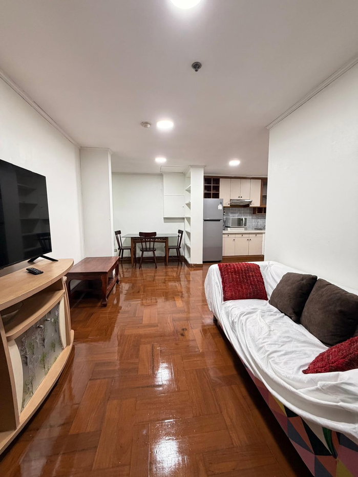 รูป 💥 [ 𝐏-𝟏𝟎𝟓𝟔𝟎 ] FOR RENT : Witthayu Complex ห้องใหญ่ 85 ตร.ม.! ใกล้ BTS เพลินจิต 𝟐𝟖,𝟎𝟎𝟎 บาท/ด. | Line @easycondoplus | 099-229-6397 - รูปที่ 1/9